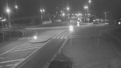 Křižovatka ulic Velká Dlážka a Polní