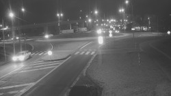 Křižovatka ulic Velká Dlážka a Polní