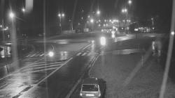 Křižovatka ulic Velká Dlážka a Polní