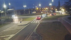 Křižovatka ulic Velká Dlážka a Polní