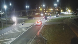 Křižovatka ulic Velká Dlážka a Polní