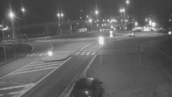 Křižovatka ulic Velká Dlážka a Polní