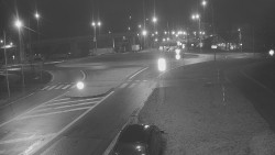 Křižovatka ulic Velká Dlážka a Polní