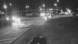 Křižovatka ulic Velká Dlážka a Polní