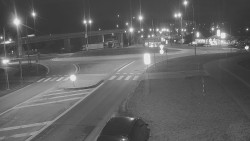 Křižovatka ulic Velká Dlážka a Polní