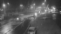 Křižovatka ulic Velká Dlážka a Polní