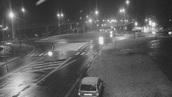 Křižovatka ulic Velká Dlážka a Polní