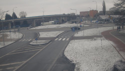 Křižovatka ulic Velká Dlážka a Polní