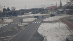 Křižovatka ulic Velká Dlážka a Polní