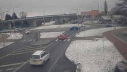 Křižovatka ulic Velká Dlážka a Polní