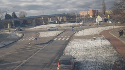 Křižovatka ulic Velká Dlážka a Polní