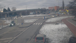 Křižovatka ulic Velká Dlážka a Polní