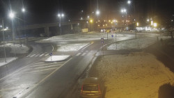 Křižovatka ulic Velká Dlážka a Polní