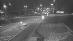 Křižovatka ulic Velká Dlážka a Polní