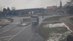 Křižovatka ulic Velká Dlážka a Polní