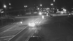 Křižovatka ulic Velká Dlážka a Polní