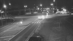 Křižovatka ulic Velká Dlážka a Polní