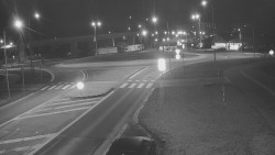 Křižovatka ulic Velká Dlážka a Polní