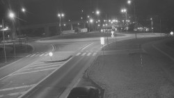 Křižovatka ulic Velká Dlážka a Polní