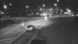 Křižovatka ulic Velká Dlážka a Polní