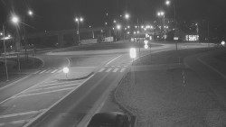 Křižovatka ulic Velká Dlážka a Polní