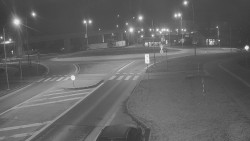 Křižovatka ulic Velká Dlážka a Polní