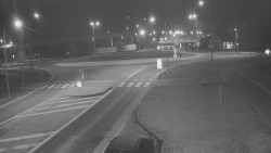 Křižovatka ulic Velká Dlážka a Polní