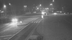 Křižovatka ulic Velká Dlážka a Polní