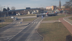 Křižovatka ulic Velká Dlážka a Polní