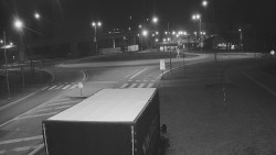 Křižovatka ulic Velká Dlážka a Polní