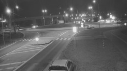 Křižovatka ulic Velká Dlážka a Polní