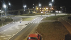 Křižovatka ulic Velká Dlážka a Polní