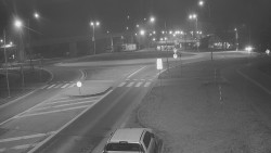 Křižovatka ulic Velká Dlážka a Polní