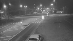 Křižovatka ulic Velká Dlážka a Polní