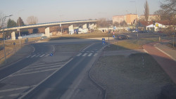 Křižovatka ulic Velká Dlážka a Polní