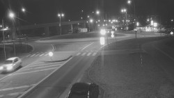 Křižovatka ulic Velká Dlážka a Polní