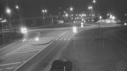 Křižovatka ulic Velká Dlážka a Polní