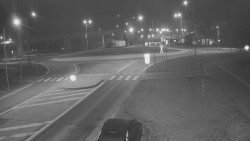 Křižovatka ulic Velká Dlážka a Polní