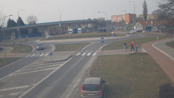 Křižovatka ulic Velká Dlážka a Polní