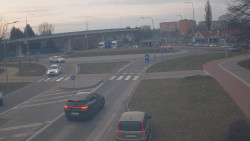 Křižovatka ulic Velká Dlážka a Polní