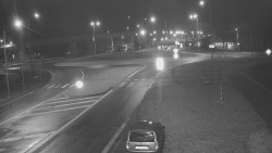 Křižovatka ulic Velká Dlážka a Polní