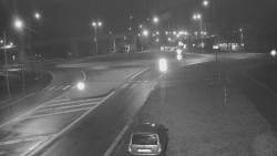 Křižovatka ulic Velká Dlážka a Polní