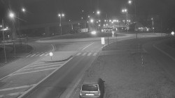 Křižovatka ulic Velká Dlážka a Polní