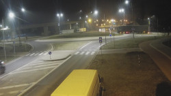 Křižovatka ulic Velká Dlážka a Polní