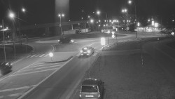 Křižovatka ulic Velká Dlážka a Polní