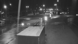 Křižovatka ulic Velká Dlážka a Polní