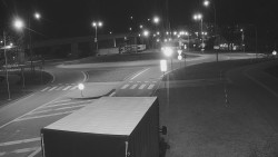 Křižovatka ulic Velká Dlážka a Polní