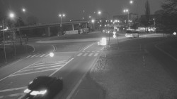 Křižovatka ulic Velká Dlážka a Polní