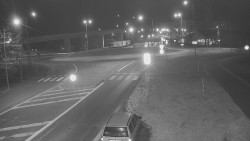 Křižovatka ulic Velká Dlážka a Polní