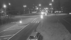 Křižovatka ulic Velká Dlážka a Polní